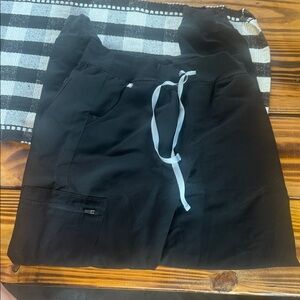 Figs Black Women's Scrub Pants